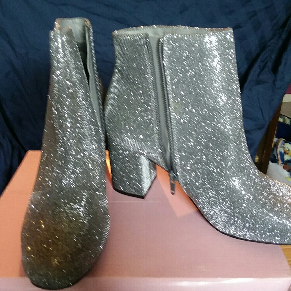 SILVER BLINGED OUT BOOTIE. Free gift w/ purchase